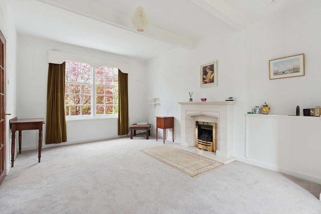 Property photo 3 of 20