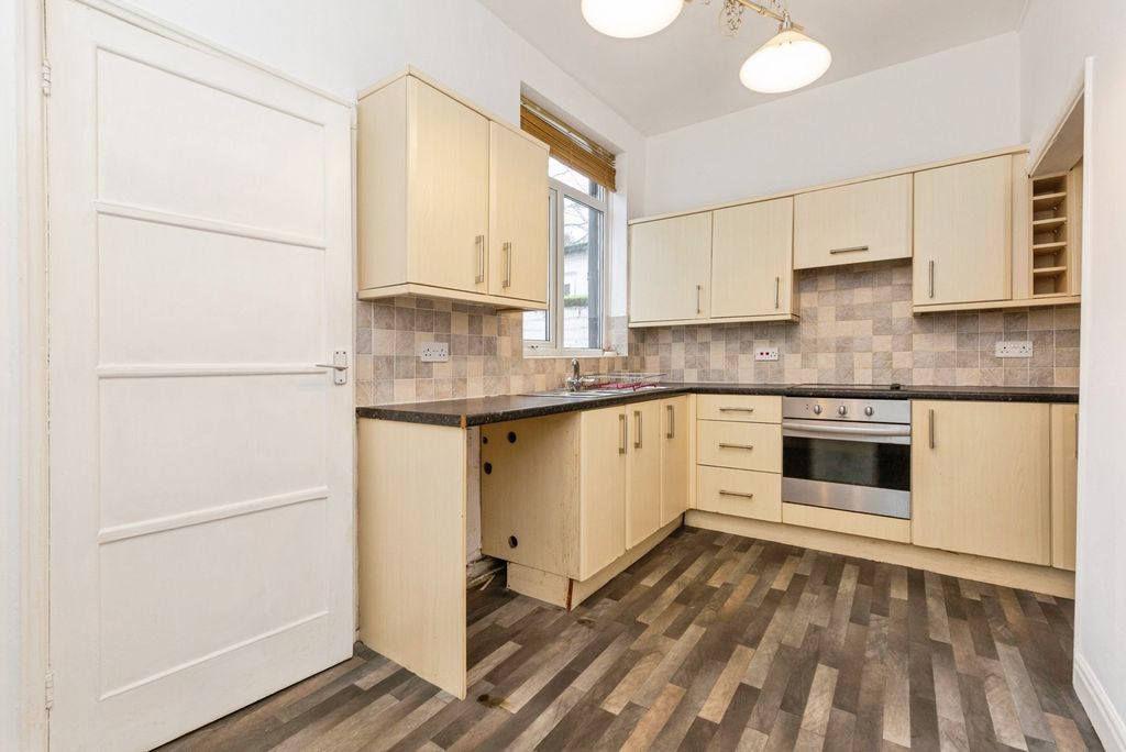 Property photo 2 of 9 Pbox-Img.Jpg