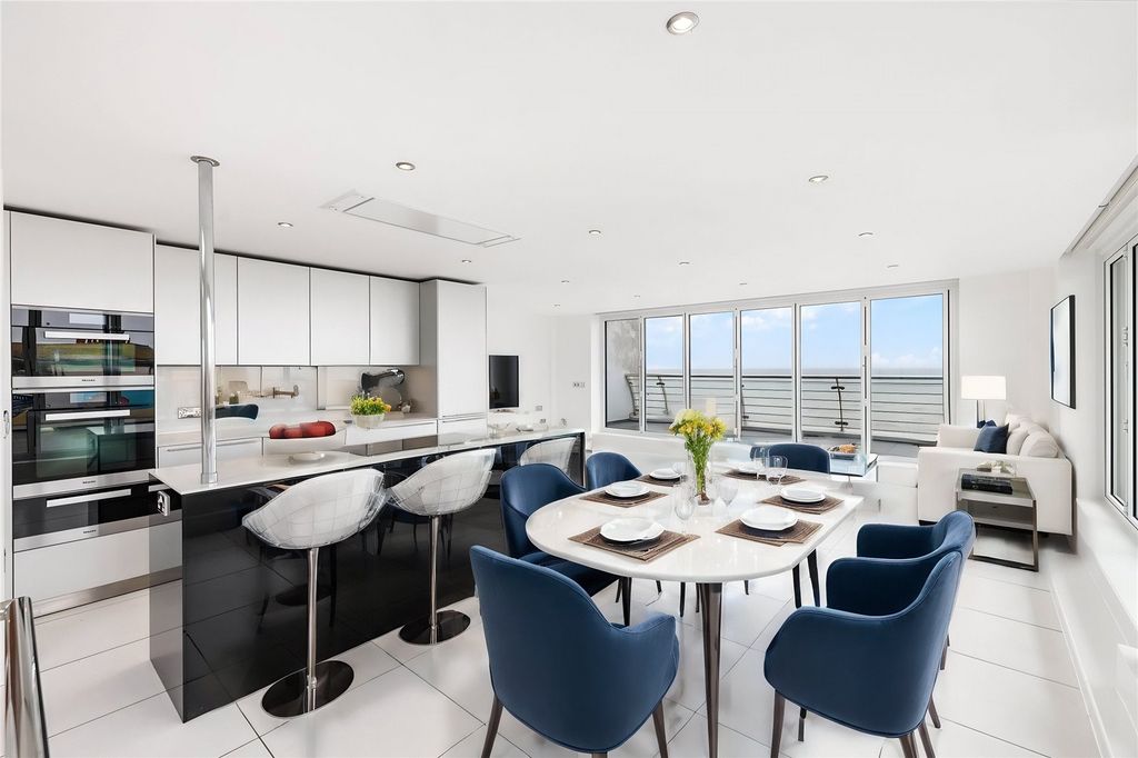 Additional image 7 of 3 bed flat to rentMarine Parade, Brighton, East Sussex BN2