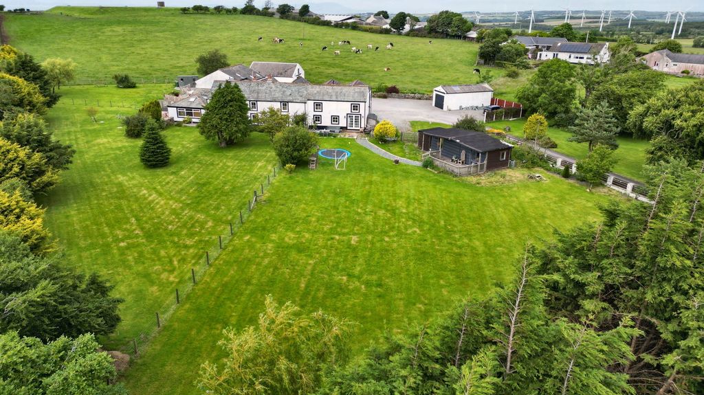 Property photo 1 of 29