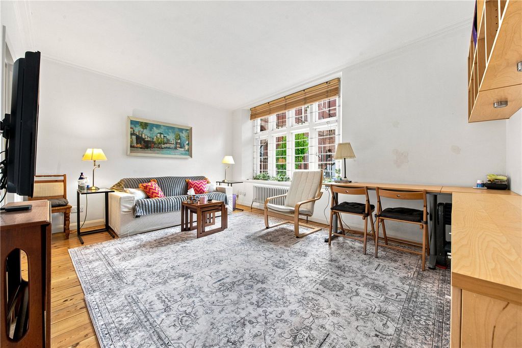 Property photo 2 of 13 Reception