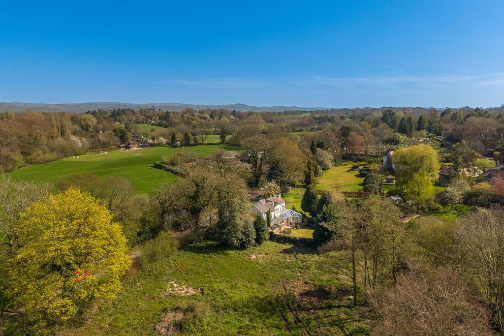 Property photo 3 of 31