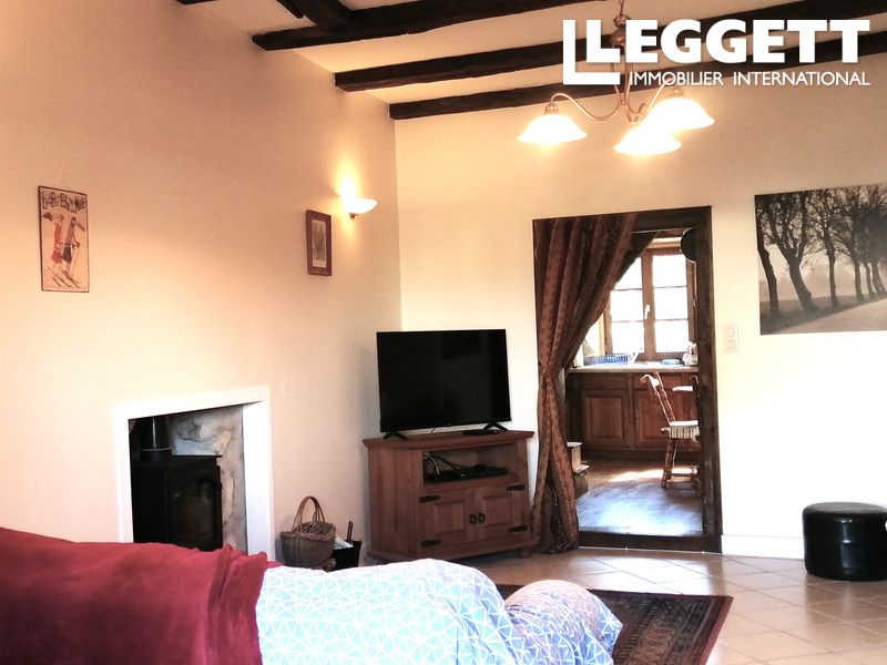 Property photo 2 of 10