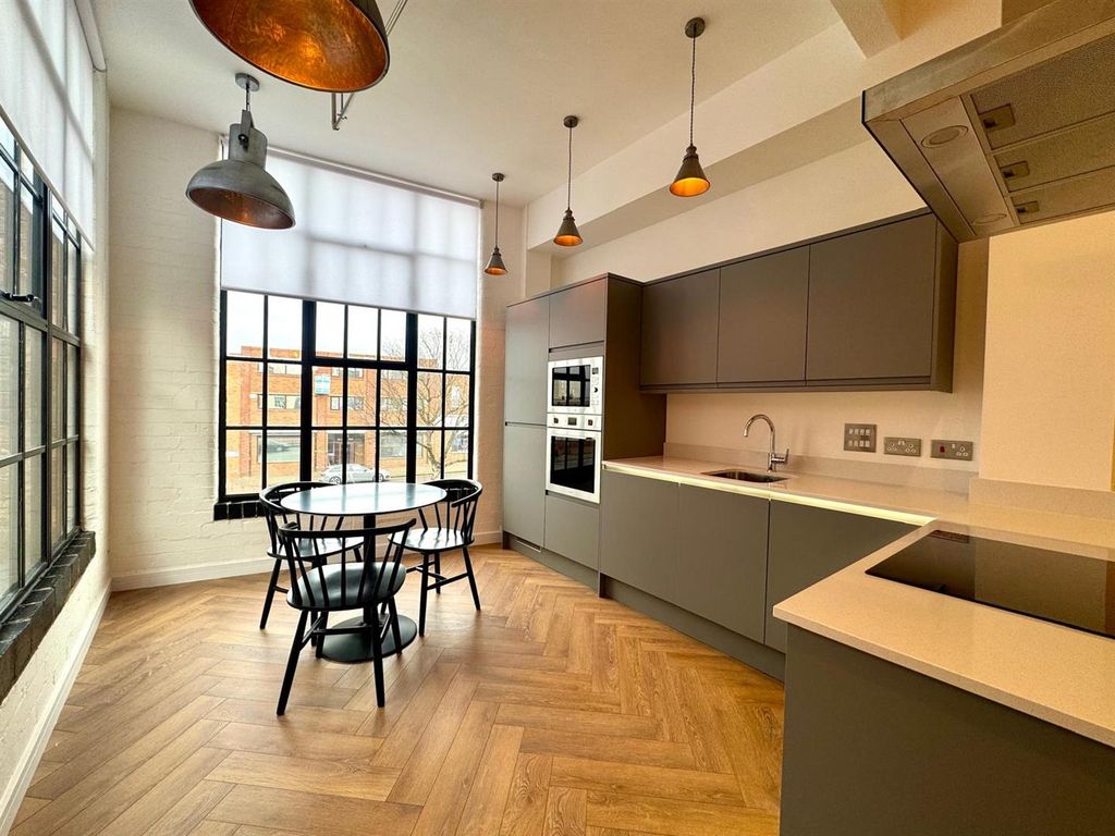 Property photo 2 of 9 Kitchen Pic 2.Jpeg