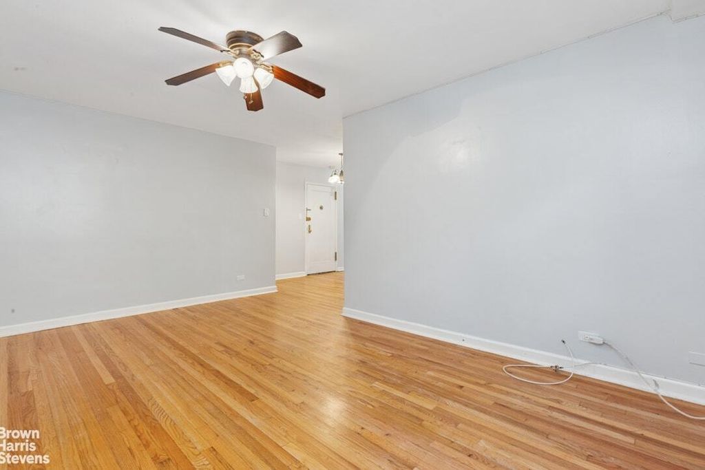 Property photo 3 of 13 <Alttext/>