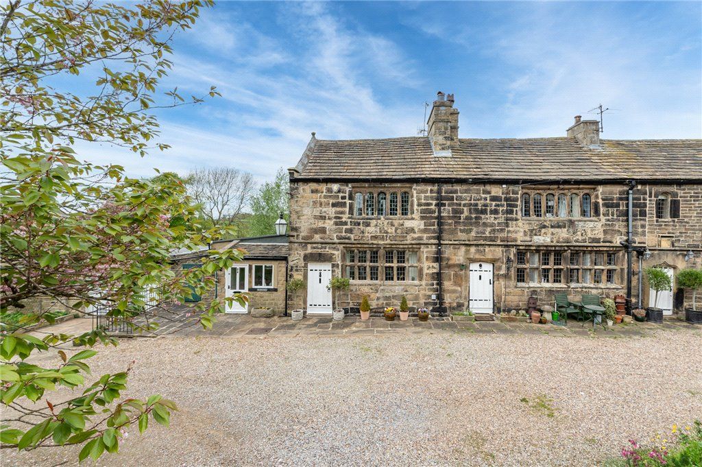 Property photo 1 of 28 Frontage