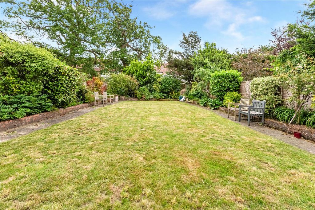 Property photo 2 of 17 Picture No. 07