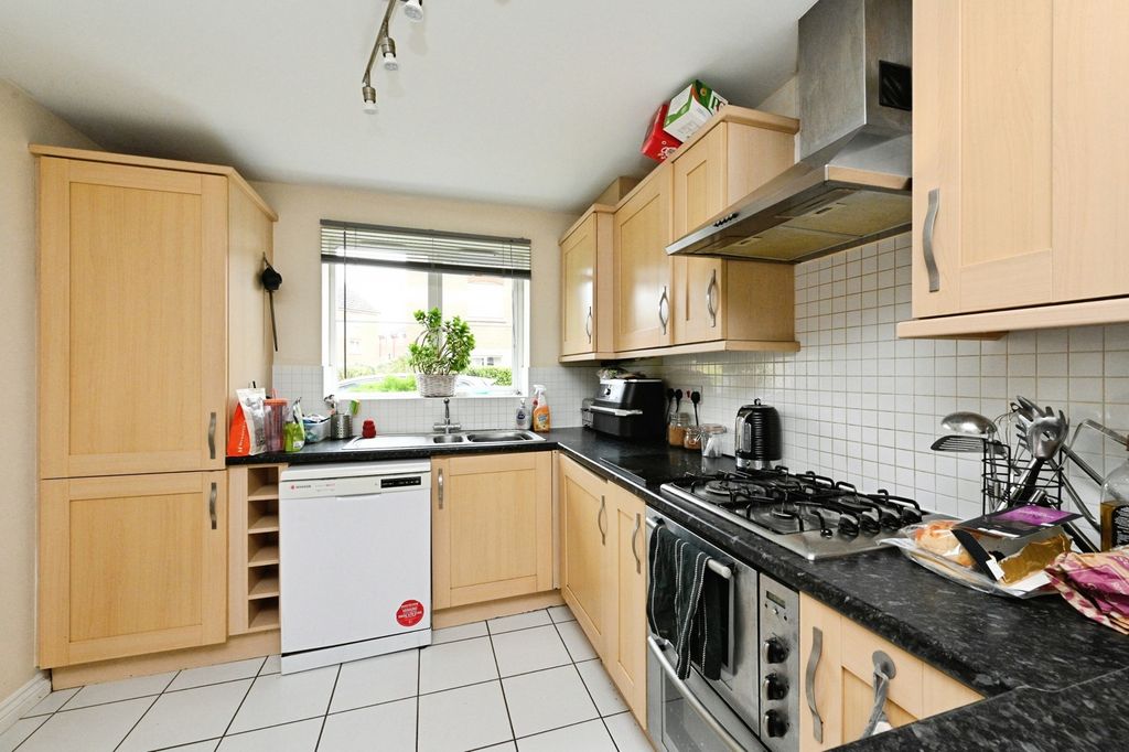 Property photo 3 of 17 Photo