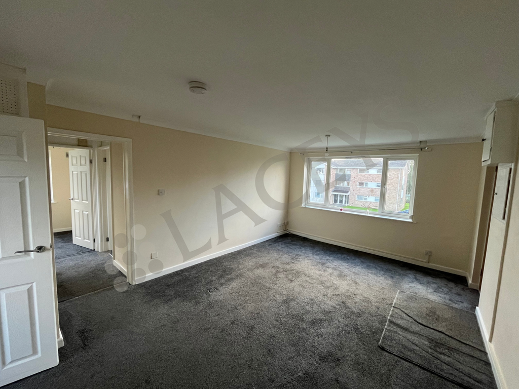 Property photo 1 of 7 Living Room
