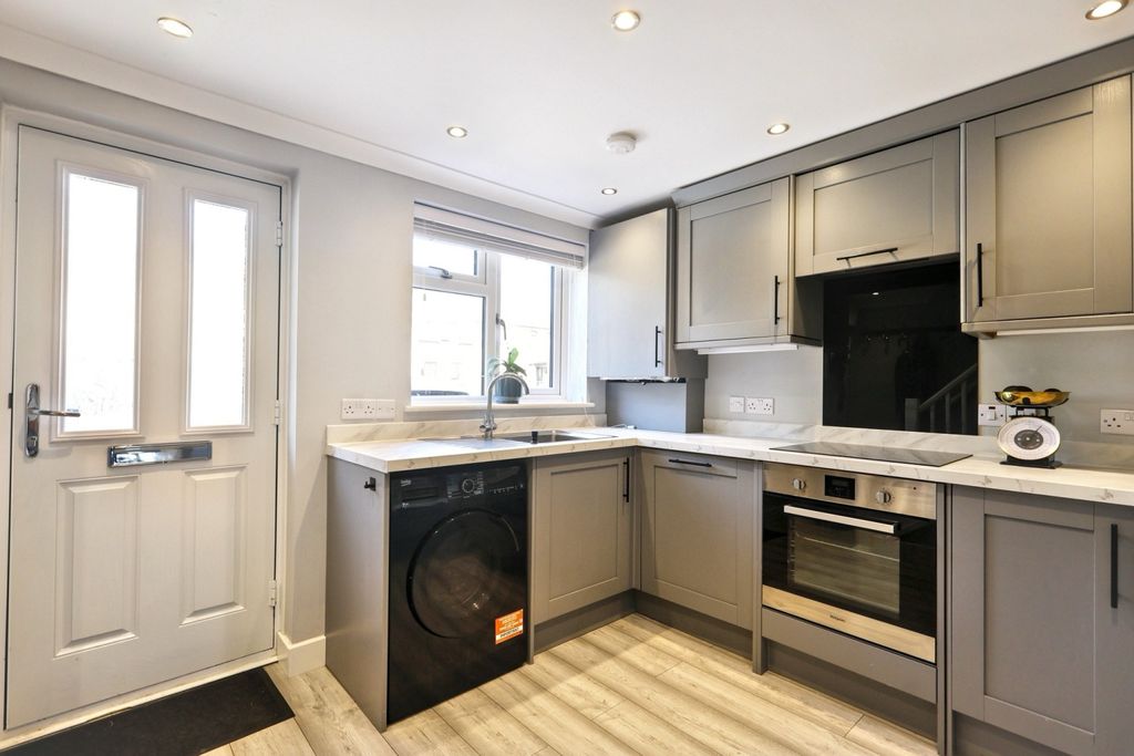 Property photo 2 of 13 Img_0600