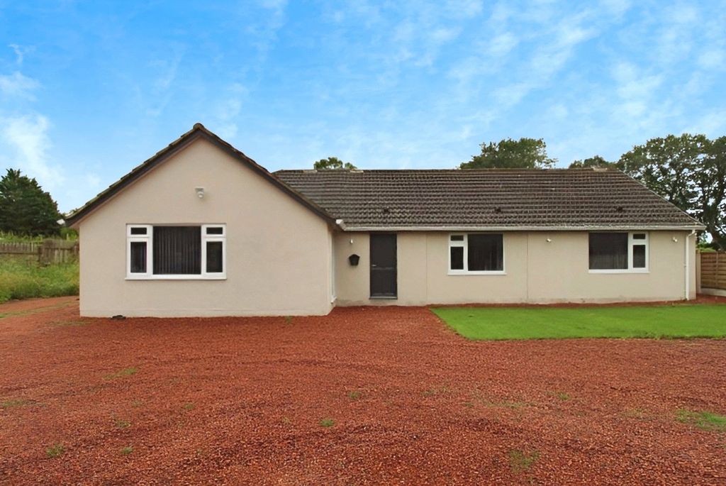Property photo 1 of 9 External