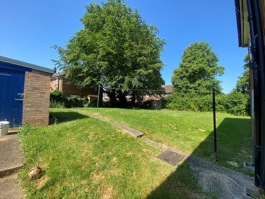 Property photo 3 of 9