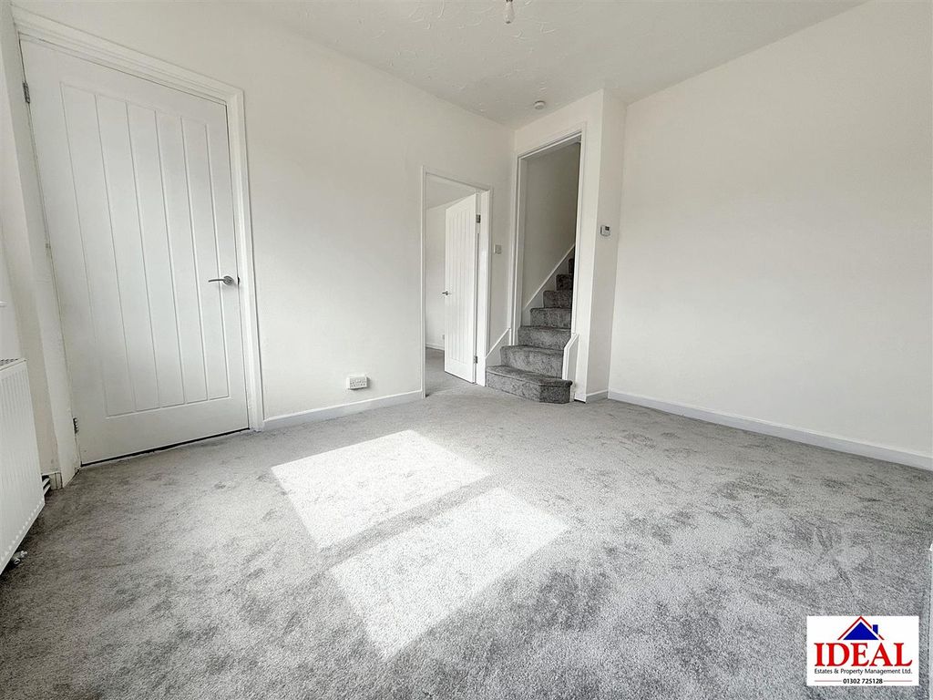 Property photo 3 of 12 Image00007.Jpg