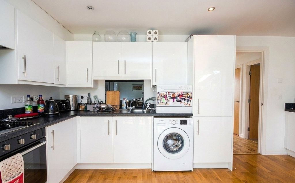 Property photo 3 of 13 Picture No. 34