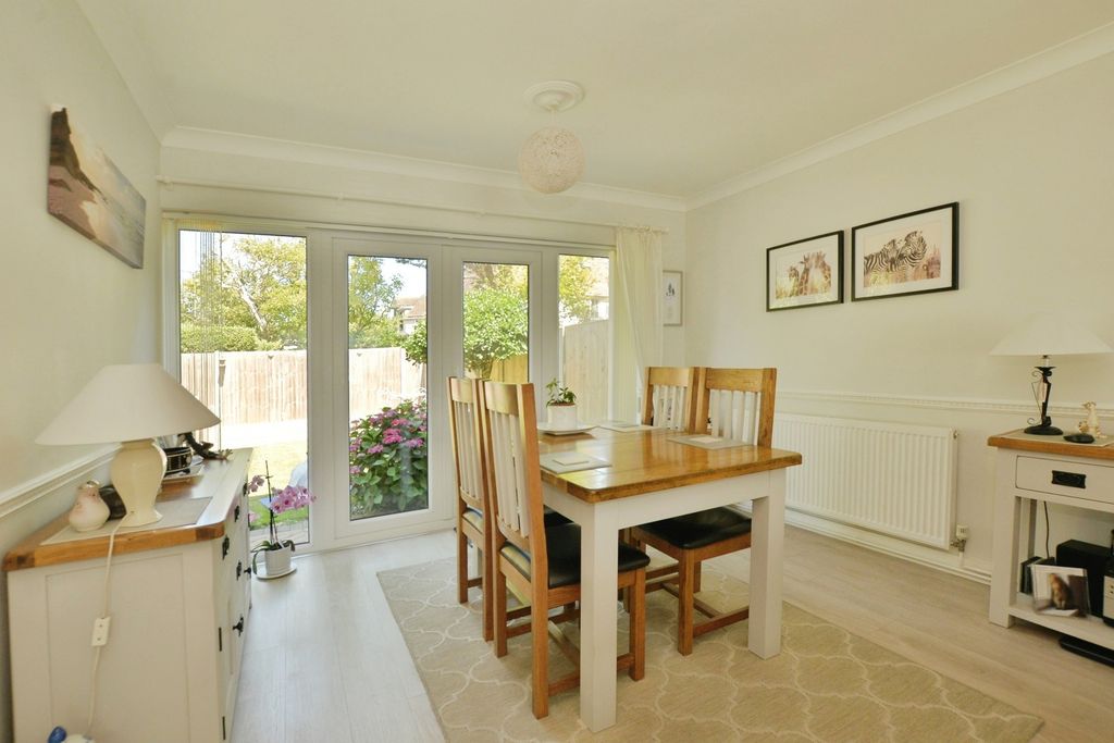 Property photo 3 of 15 Pbox-Img.Jpg
