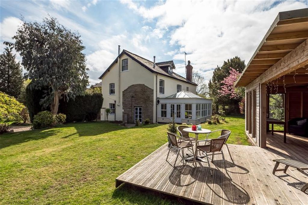 Property photo 1 of 29 (Main)