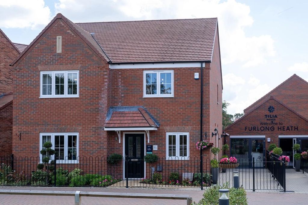 Property photo 1 of 8