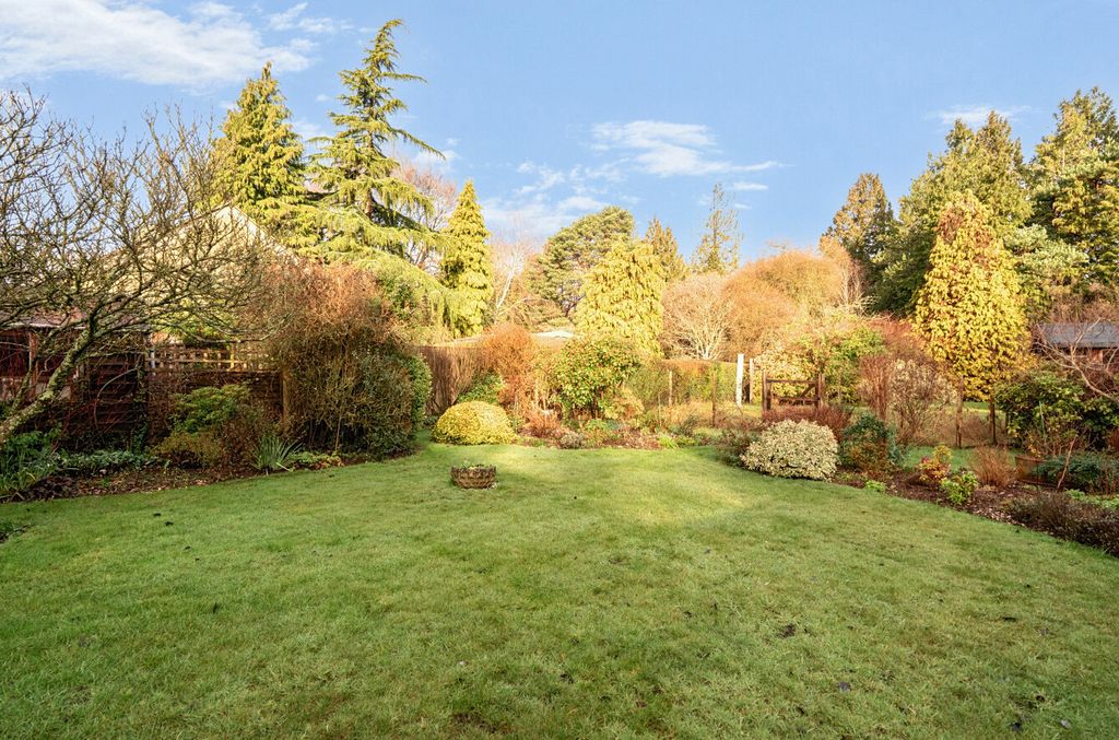 Property photo 2 of 26 1407826-21-69837F...