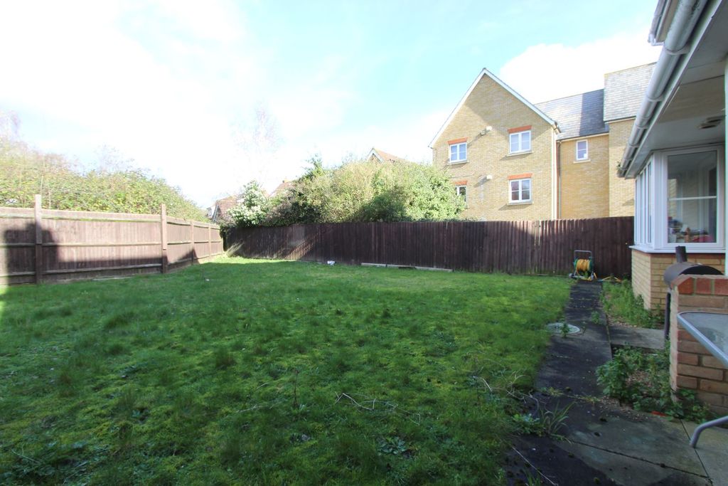 Additional image 23 of 5 bed detached house for saleNorfolk Place, Grays RM16