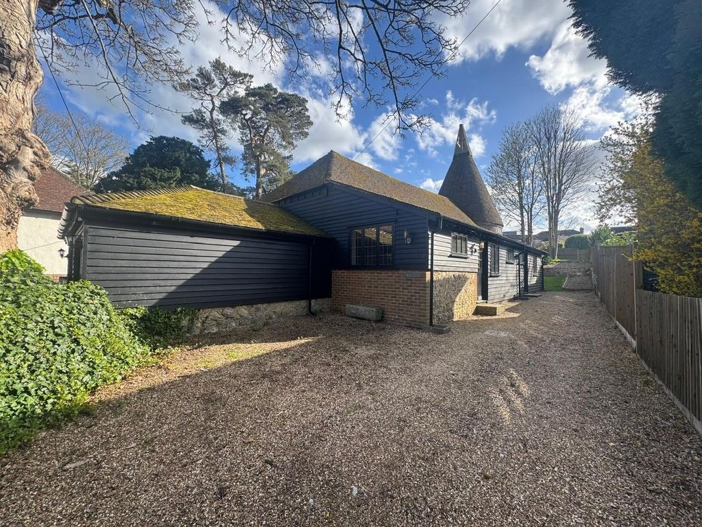 Property photo 2 of 27 External Front 1.Jpg