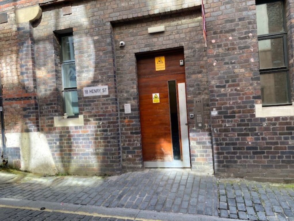 Property photo 1 of 6