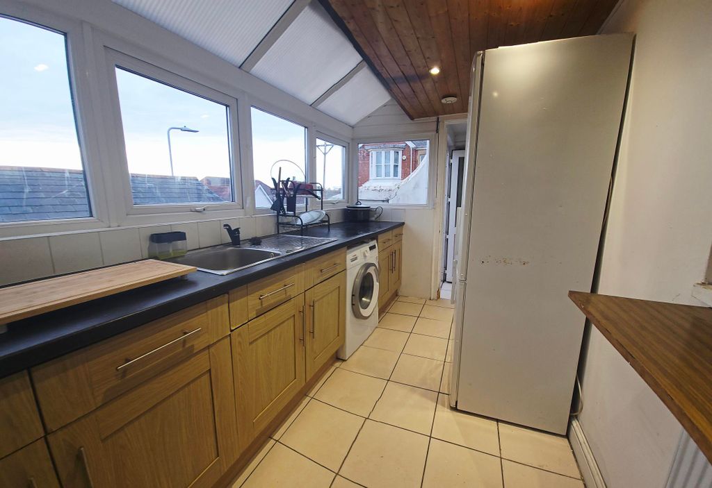 Property photo 2 of 12 Balcony