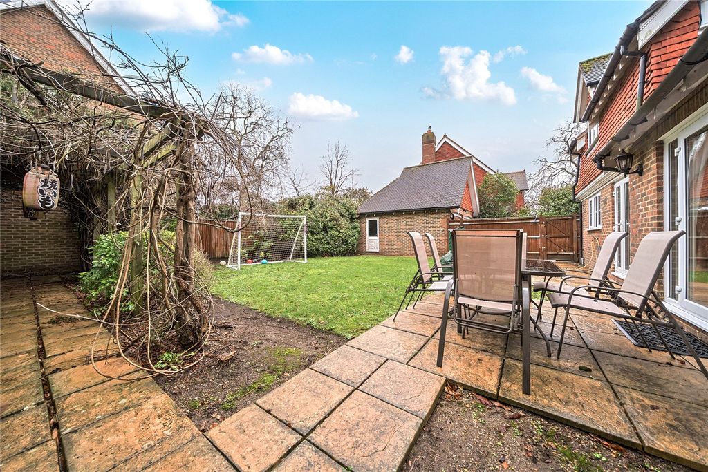 Additional image 39 of 6 bed country house for saleSandringham Drive, Dartford, Kent DA2