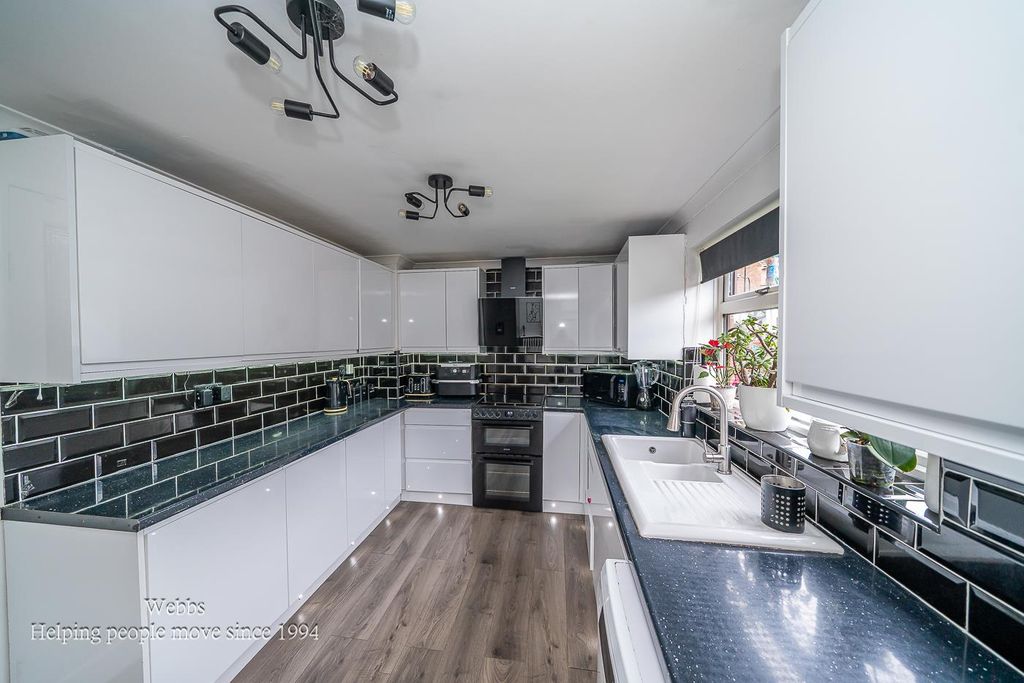 Property photo 3 of 24 Webbs-2.Jpg