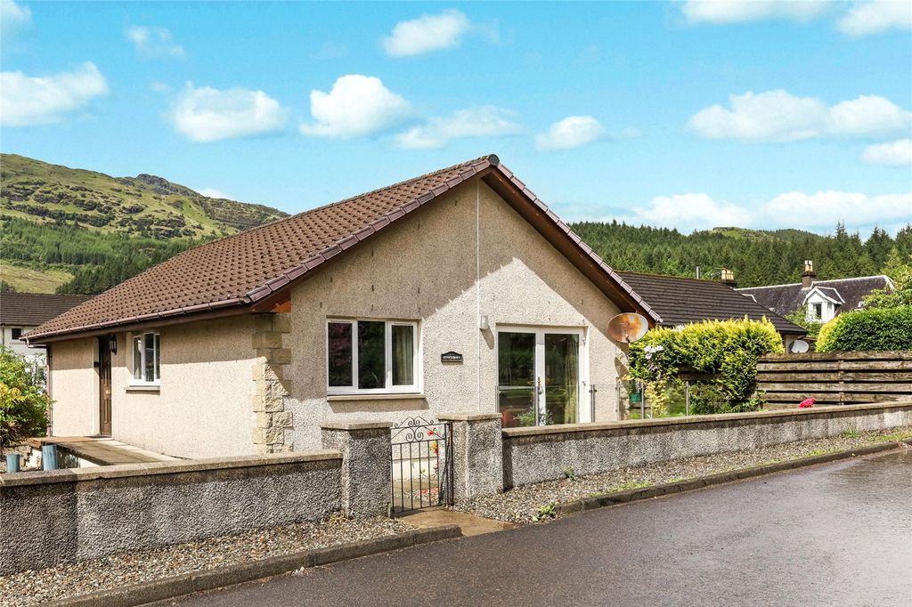 Property photo 1 of 19 Picture No. 01