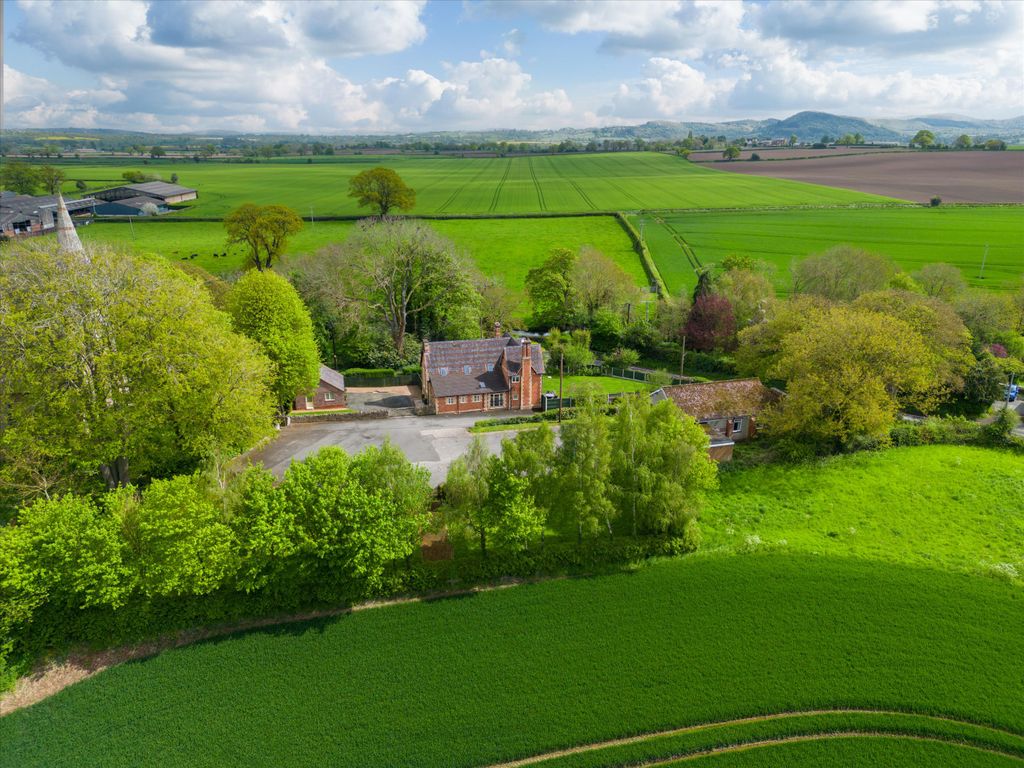 Property photo 2 of 25 Image