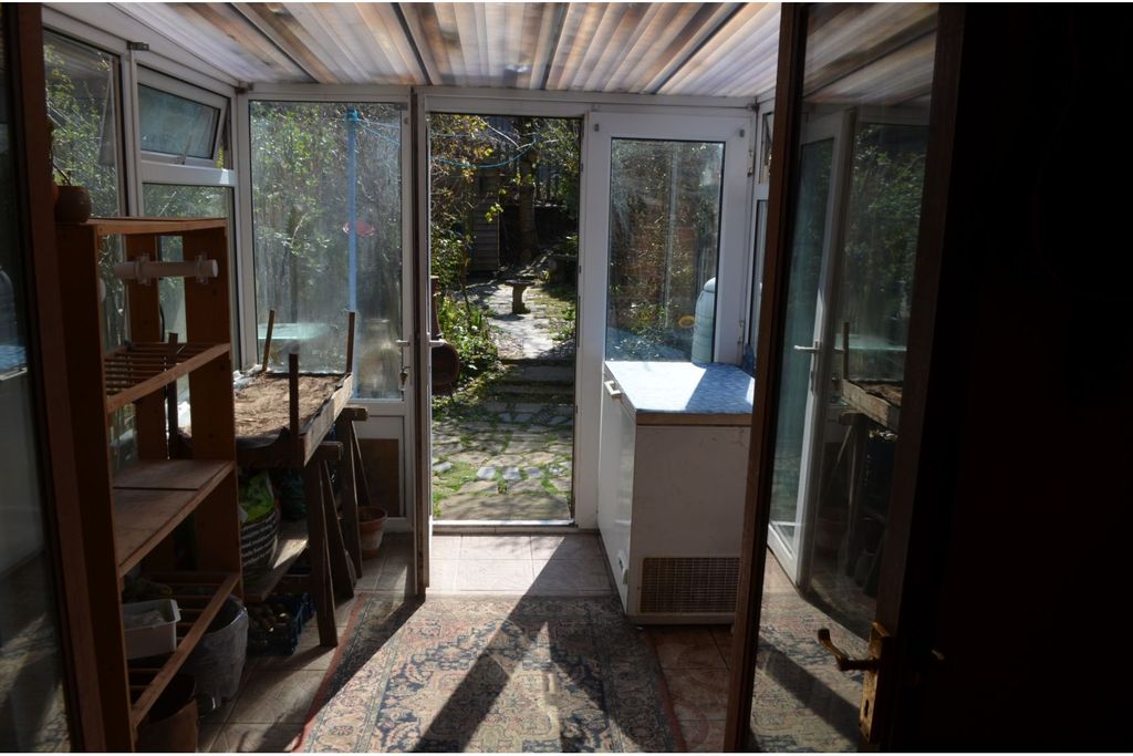 Property photo 2 of 19 Conservatory