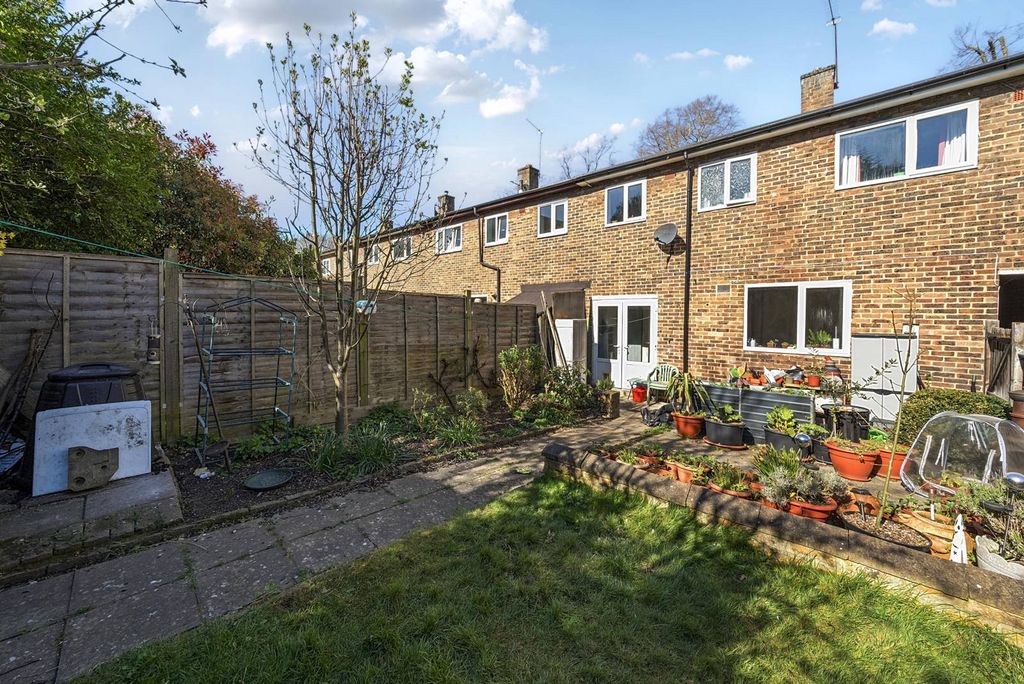 Property photo 2 of 9