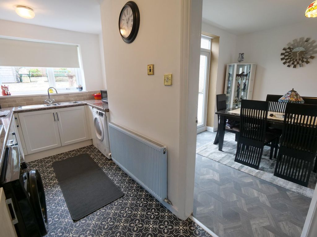 Property photo 2 of 13 Kitchen/Dining Room