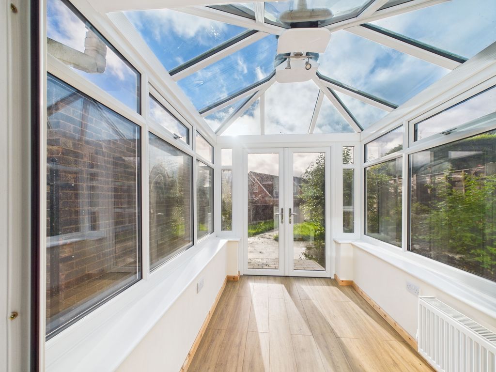 Property photo 2 of 15 Cam02093G0-Pr0061-Still004