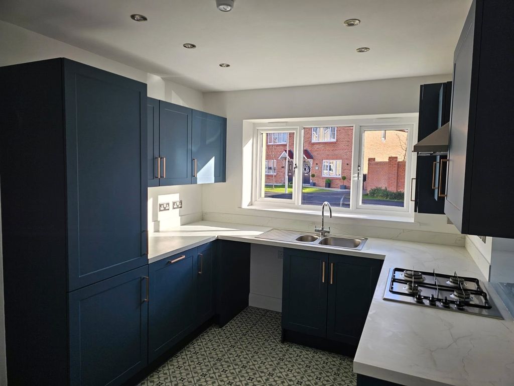 Property photo 2 of 10 Picture No. 03