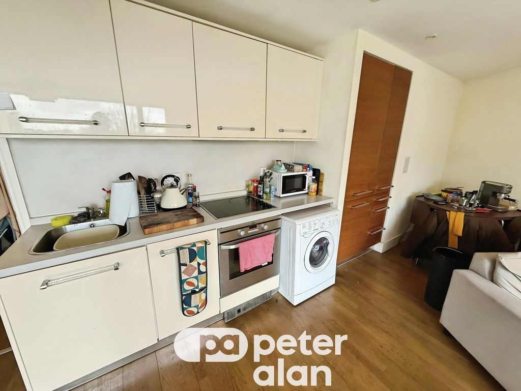 Property photo 3 of 5 Front