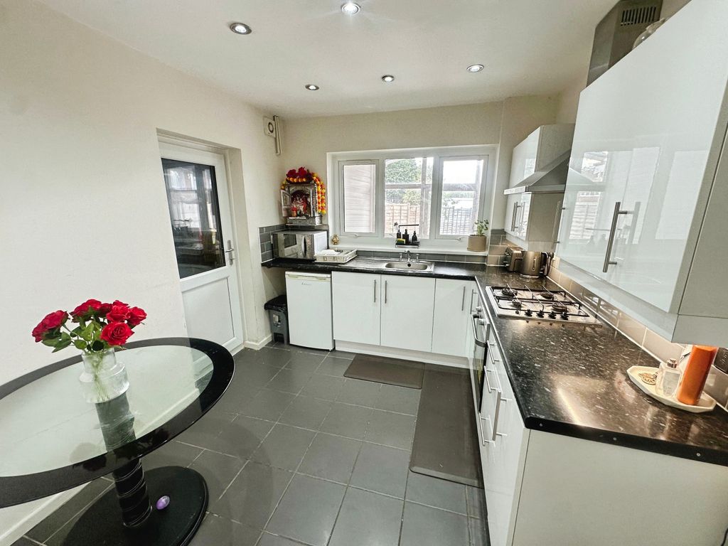 Property photo 2 of 13 Kitchen/Diner
