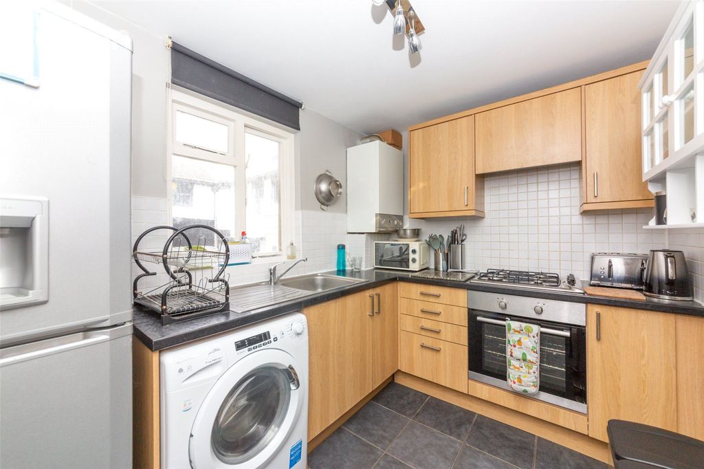 Property photo 3 of 7 Picture No. 17