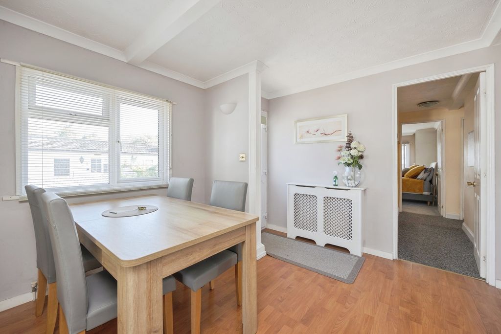 Property photo 2 of 15 Pbox-Img.Jpg