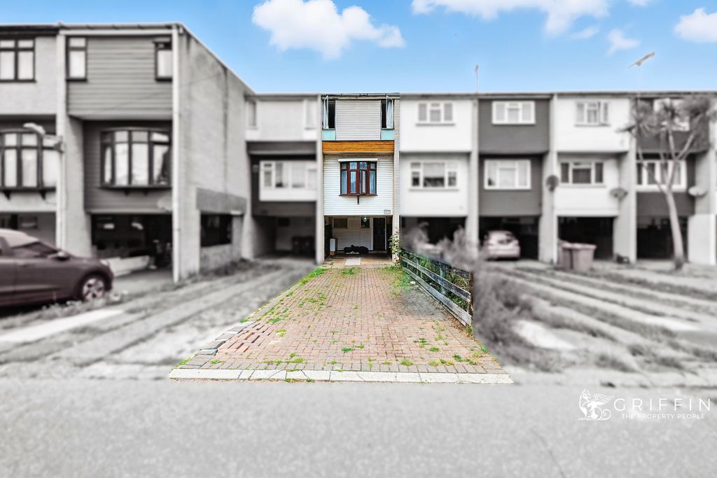 Property photo 1 of 14 1P1764333Edit