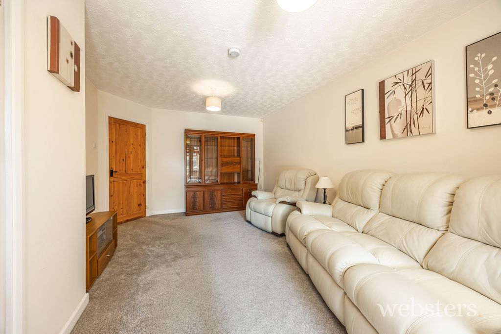Property photo 3 of 15