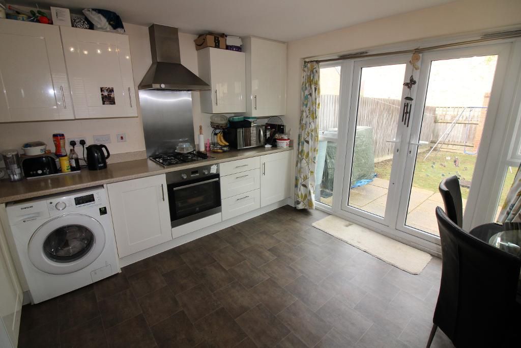 Property photo 3 of 9 Kitchen / Diner