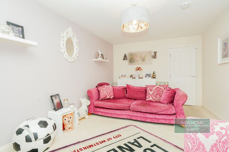 Property photo 2 of 12 Photo 7