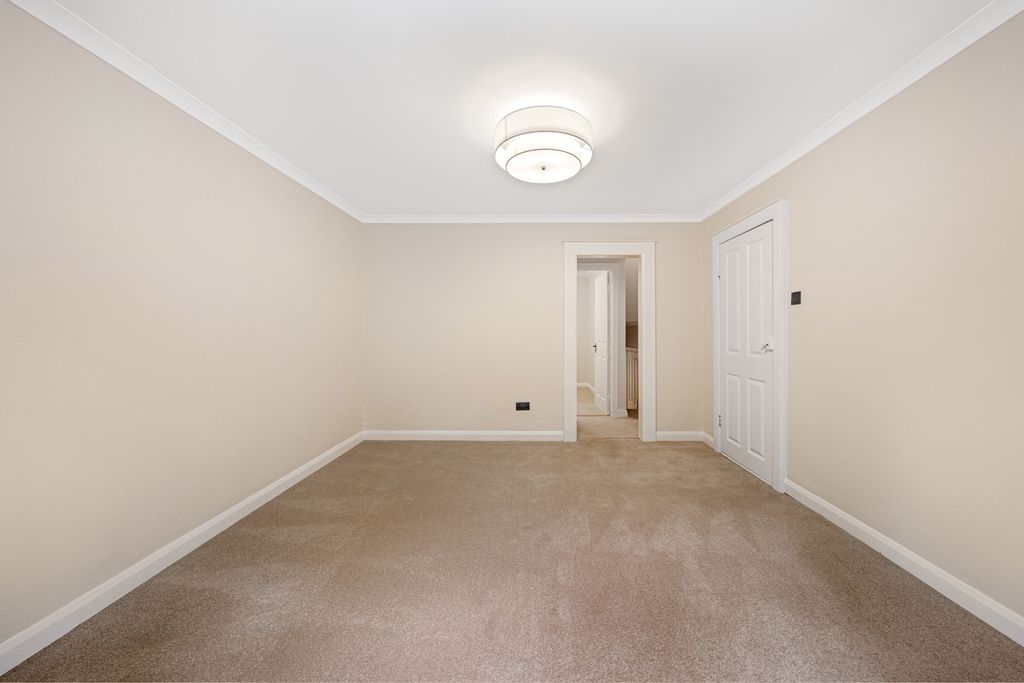 Property photo 3 of 13 Photo 14