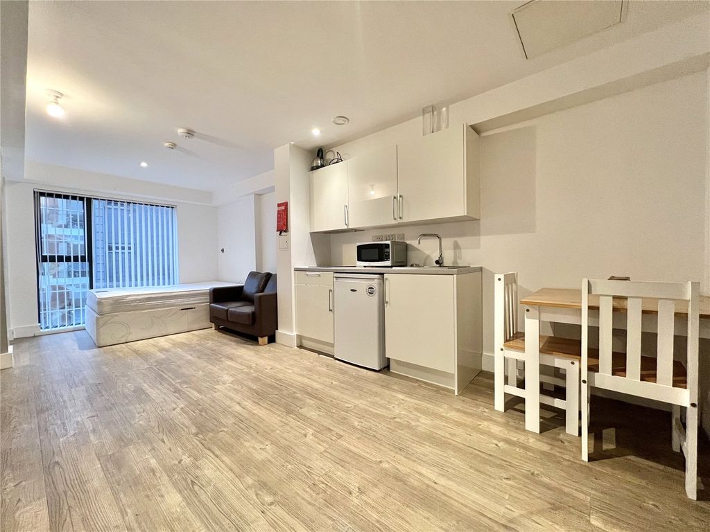 Property photo 2 of 13 Picture No. 07