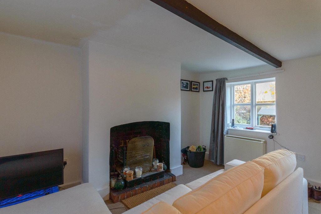 Property photo 2 of 6 Image