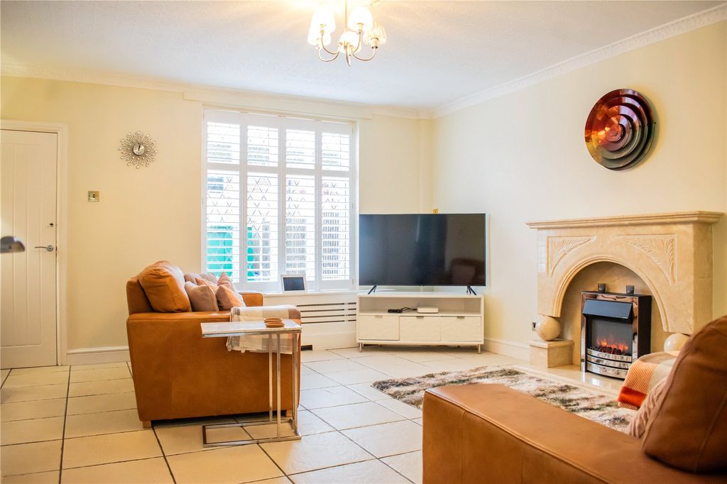 Property photo 3 of 18 Picture No. 19