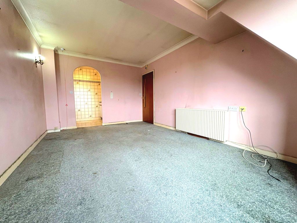 Property photo 2 of 9 5