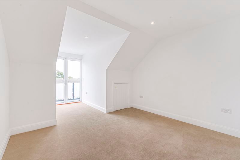 Property photo 2 of 13 Photo 10