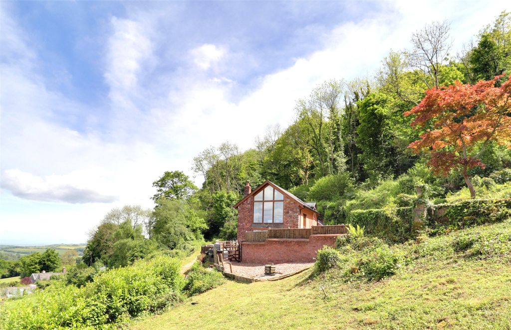 Property photo 3 of 19 Picture No. 18